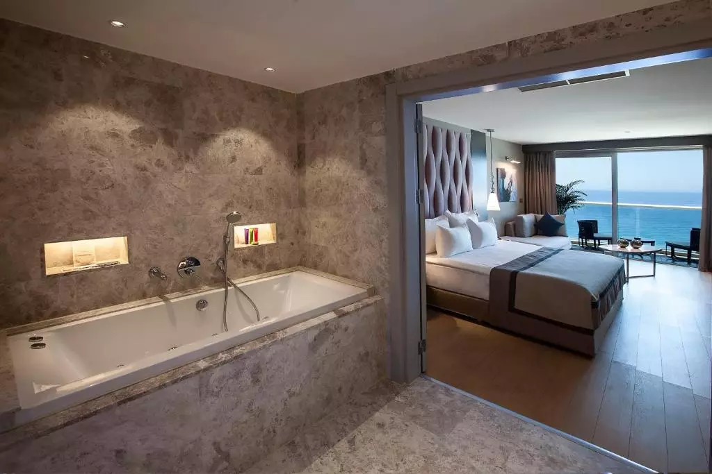 Elexus Hotel Resort and Spa and Casino